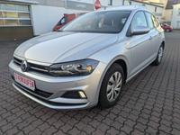 Volkswagen Polo VI Comfortline 95PS Navi Rückfahrkamera SHZ