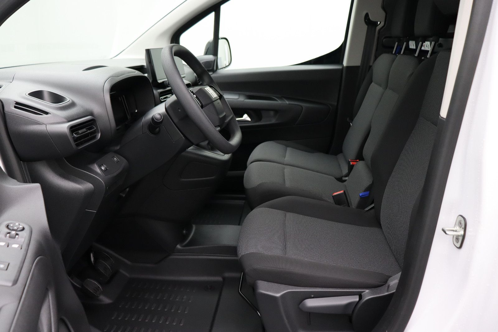 Fahrzeugabbildung Fiat Doblo Kastenwagen L2 1.5 BlueHDi 75 kW MT6