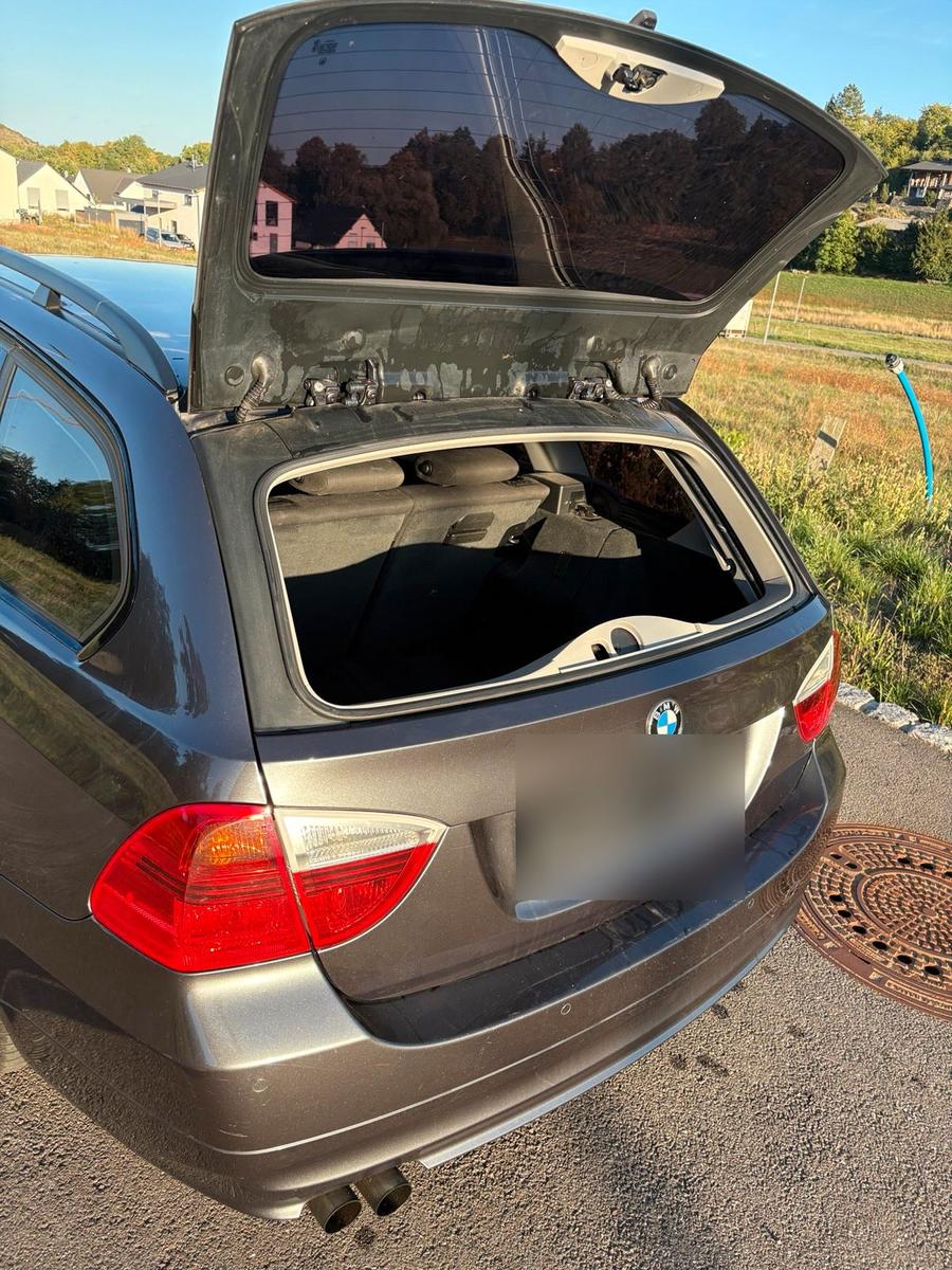 BMW 325 2007 — engine 218 HP (160kW)
