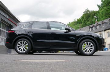 Porsche Cayenne E-Hybrid*Luft,Privacy,Chrono,Kamera,SHZ*