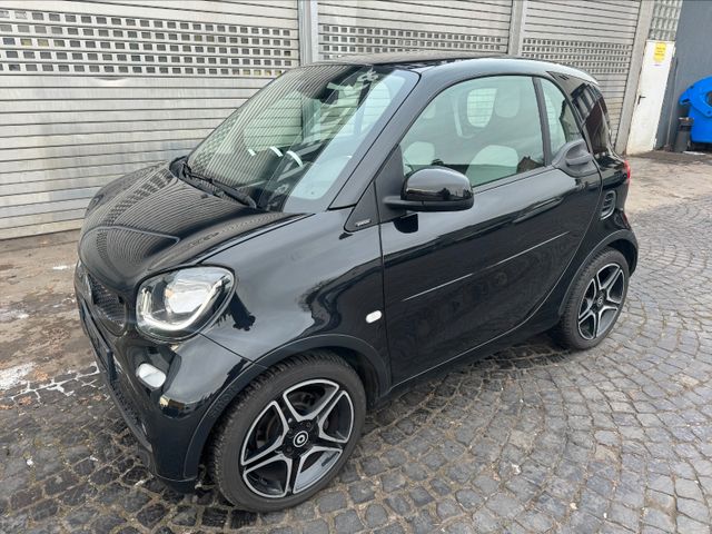 Smart ForTwo fortwo coupe Basis 52kW Navi Sitzheizung