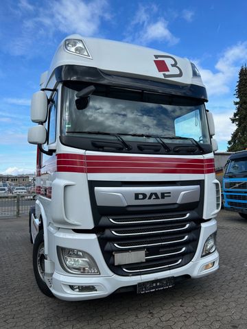 DAF XF 106.460 *Superspacecab*E6*Intarder*2 TANK 500