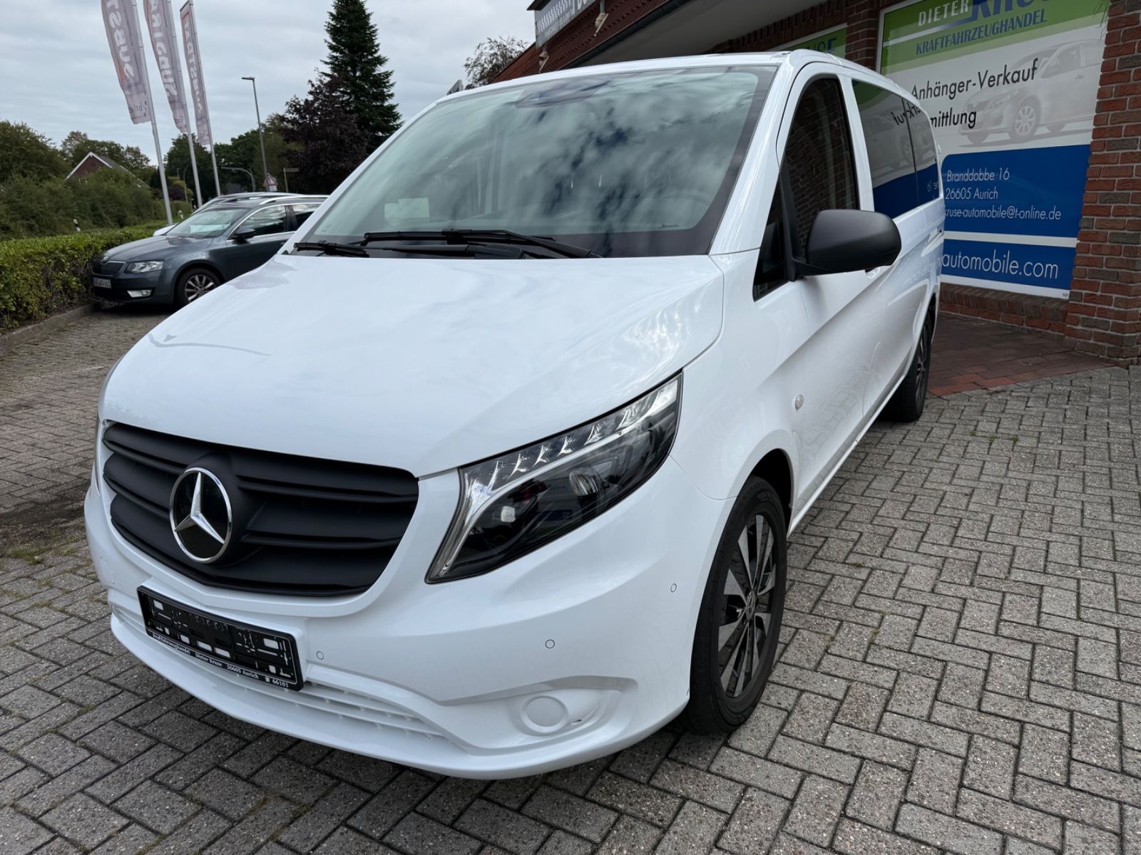 Mercedes-Benz Vito Tourer 119 CDI RWD lang Edition Distr. Sth foto 2