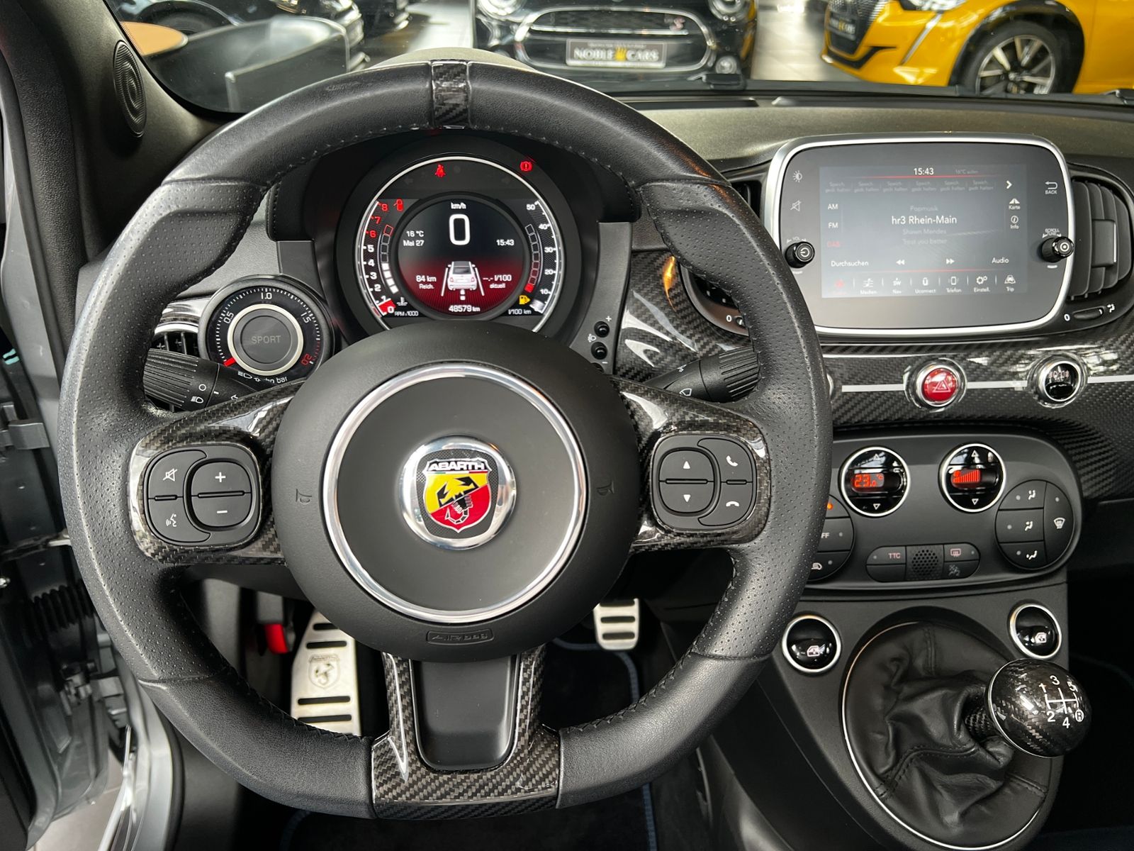 Fahrzeugabbildung Abarth 695 C Rivale 1.4 T-Jet NAVI