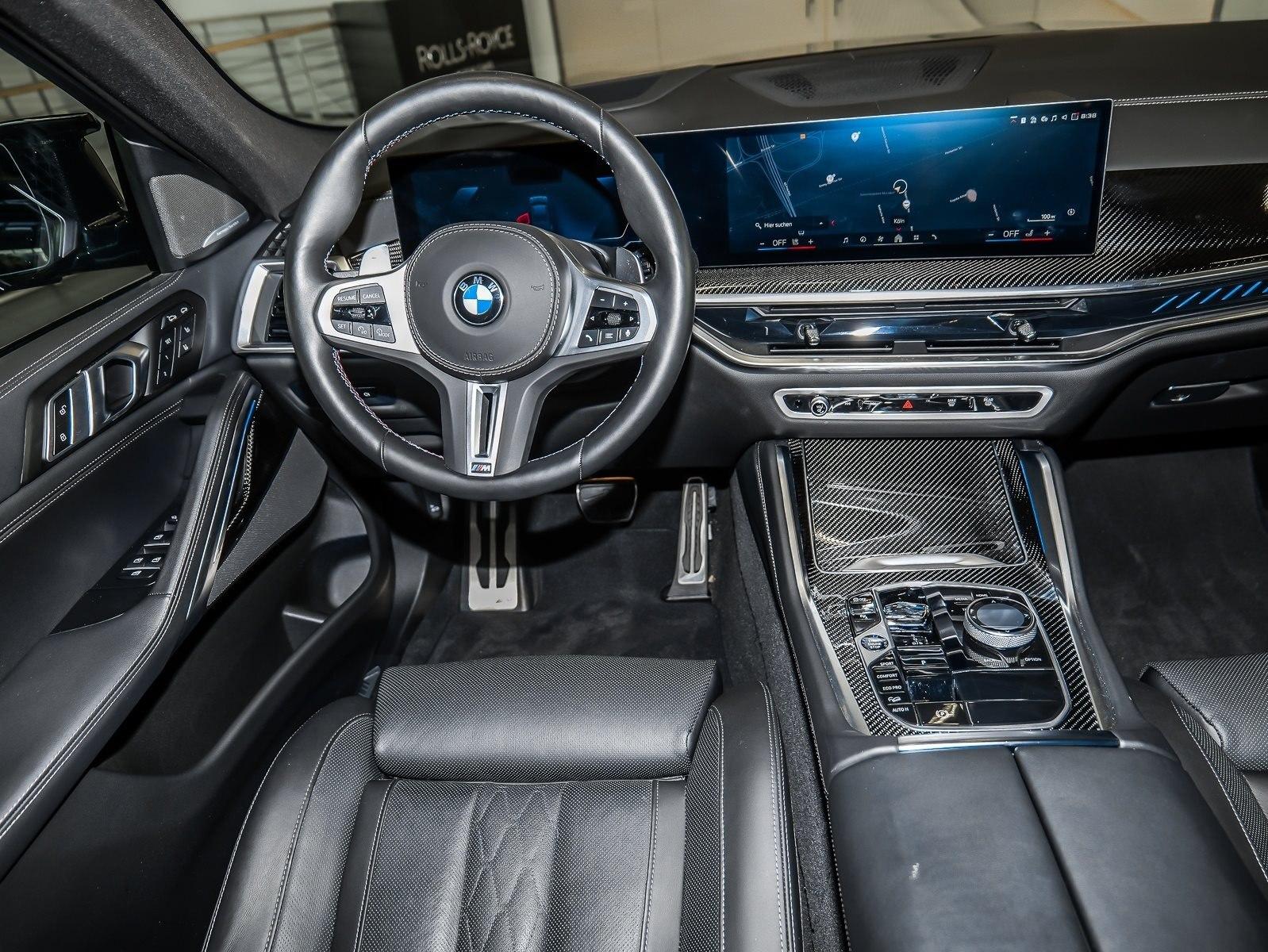 BMW X6 M60i xDrive M Sport PANO ACC AHK RFK NAVI LM