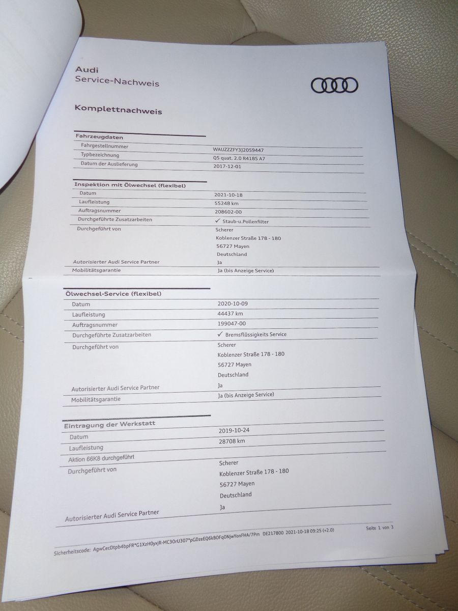 Fahrzeugabbildung Audi Q5 quattro / LED / NAVI / LEDER /