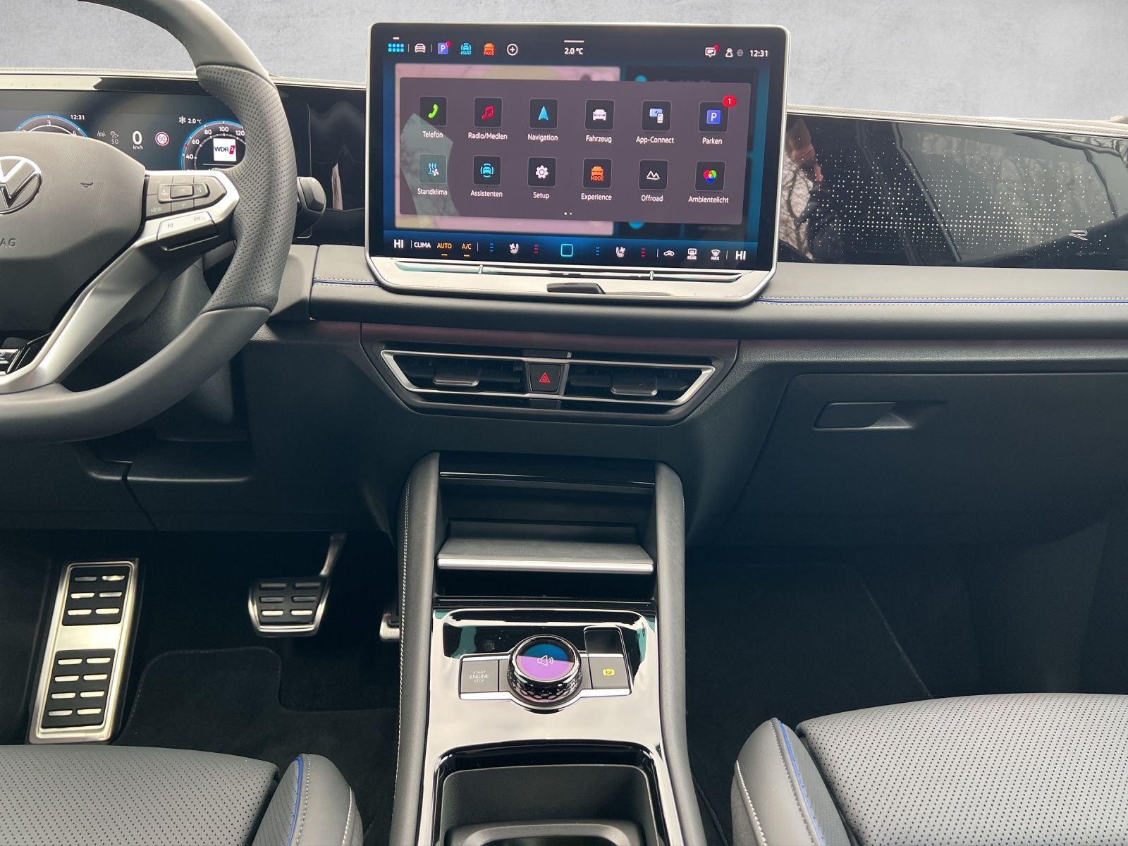 Tiguan R-Line 2.0 TDI 4M DSG Leder*AHK*Black Sty