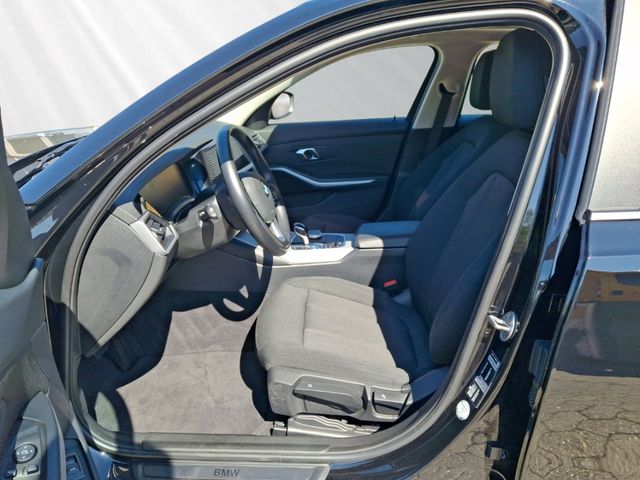 BMW 320, 2022 — 8
