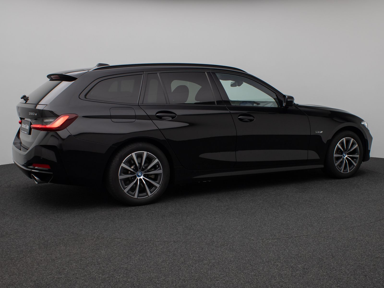 Fahrzeugabbildung BMW 320e DAB Widscreen Lordos Geschwindigkeitsreg