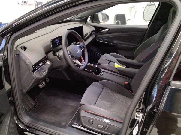 ID.4 GTX 4MOTION IQ.LIGHT+AHK+PANO+AR HUD+NAVI++