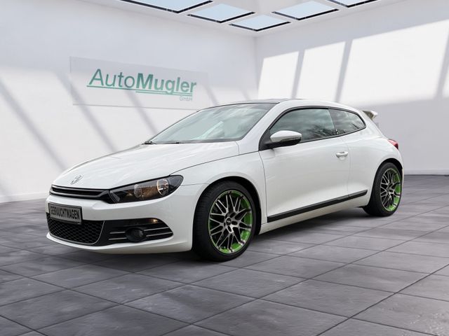 Volkswagen Scirocco 2.0 TSI - Navi-Alu-Top Zustand