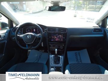 Volkswagen Golf VII 1.5 TSI DSG IQ.DRIVE Start-Stopp