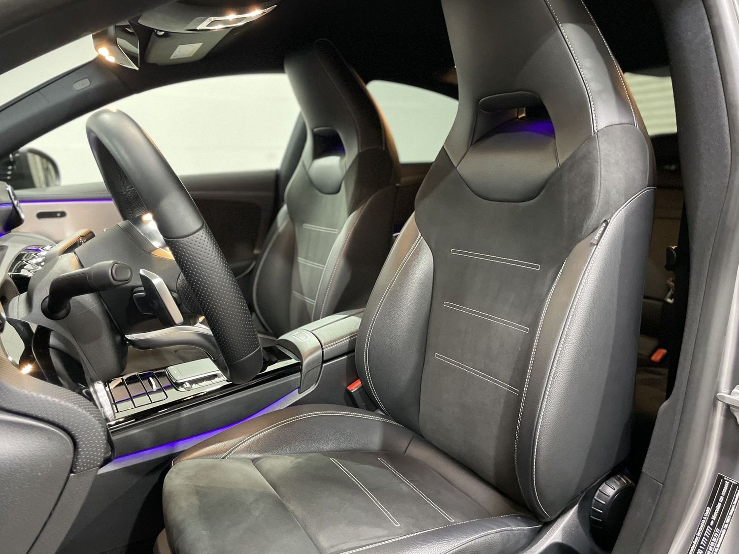 Fahrzeugabbildung Mercedes-Benz CLA 250 e Edition2020 AMG #Kamera#LED#Night