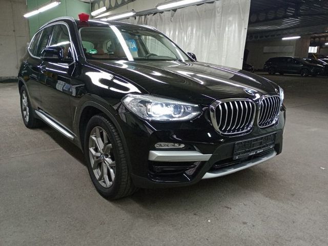 BMW X3 xDrive 30 i xLine LED+NAVI-PROF+H&K+LEDER+PDC