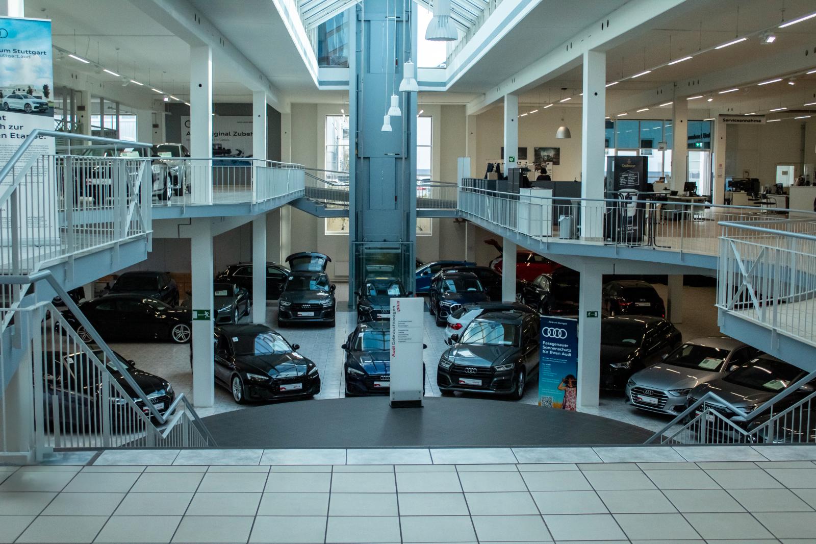 showroom-image-main