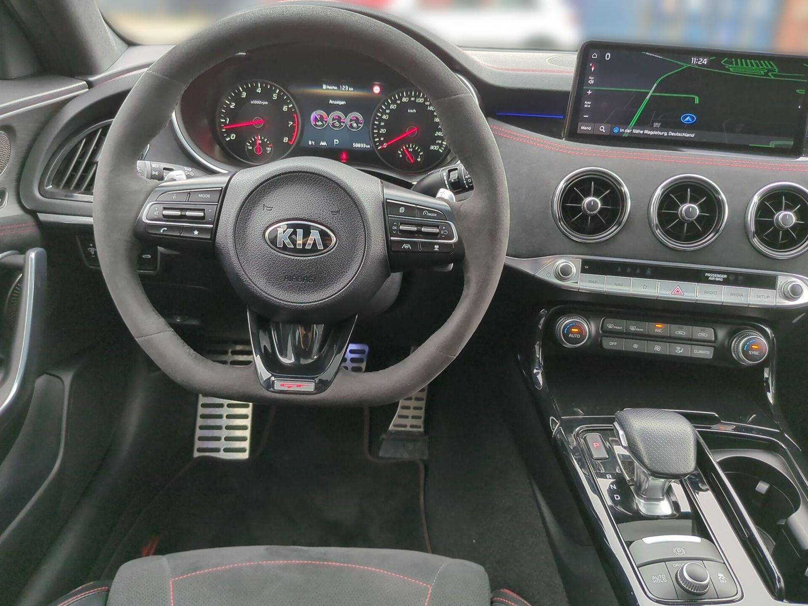 Fahrzeugabbildung Kia STINGER 3.3T AWD AT8 GT VEL.LED GD BASTUCK 20"