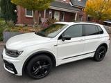 Volkswagen Tiguan 2.0 TDI SCR 176kW DSG 4MOTION Highlin...