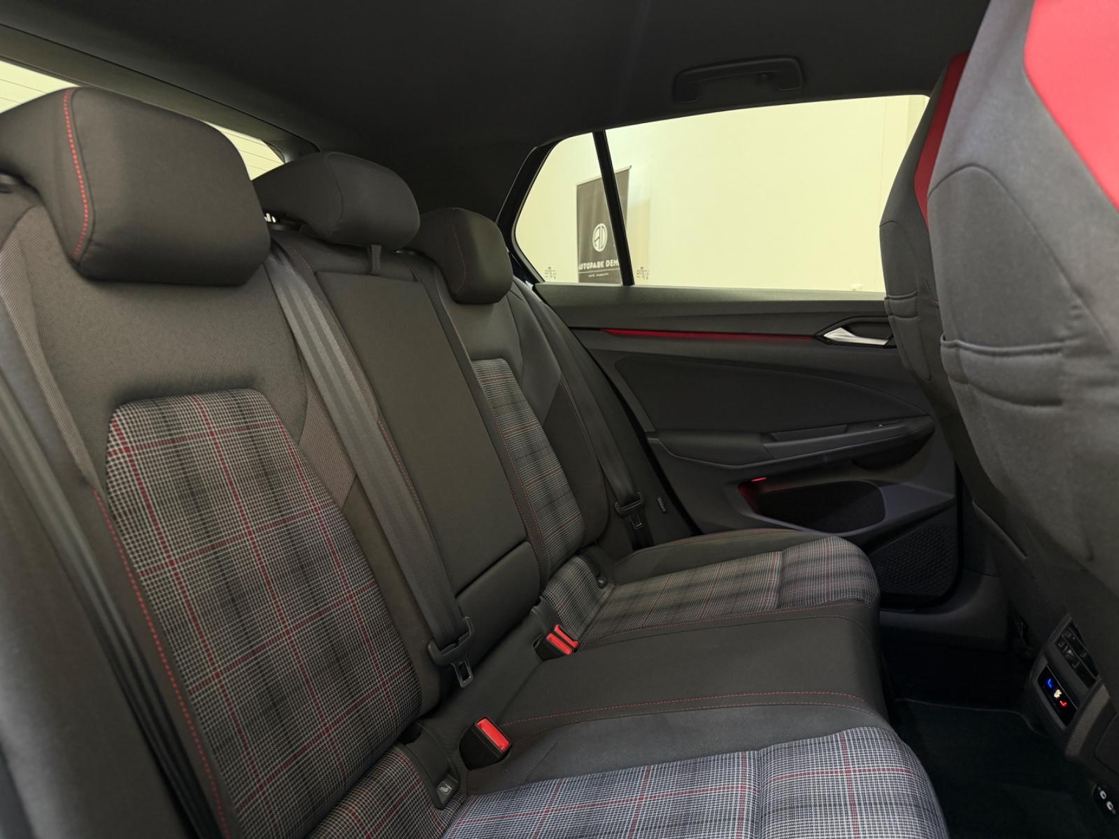 Volkswagen Golf VIII Lim. GTI DSG/SIDE/ACC/KAM/SHZ/KESSY, миниатюра 24