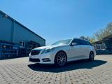 Mercedes-Benz Mercedes Benz E500 W212 S212 BiTurbo V8 (k... - Mercedes-Benz E-Klasse: 212