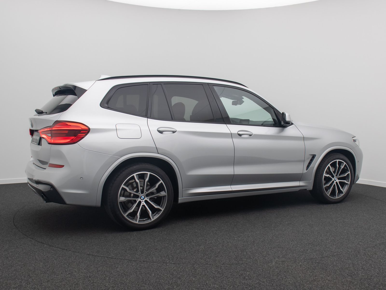 Fahrzeugabbildung BMW X3 xD20d M Sport ACC Kamera AHK DisplKey DAB 20"