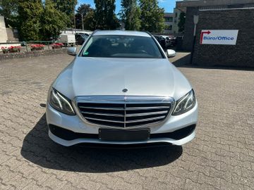 Mercedes E 220 - 7