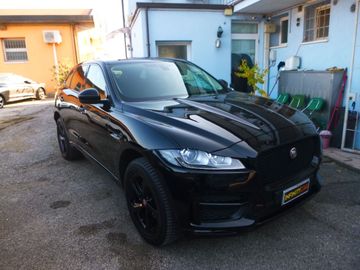Jaguar F-Pace - 1