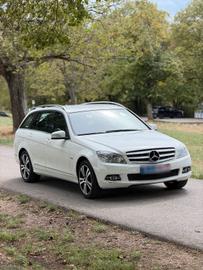 صورة 5 لـ 2009 Mercedes-BENZ C 180
