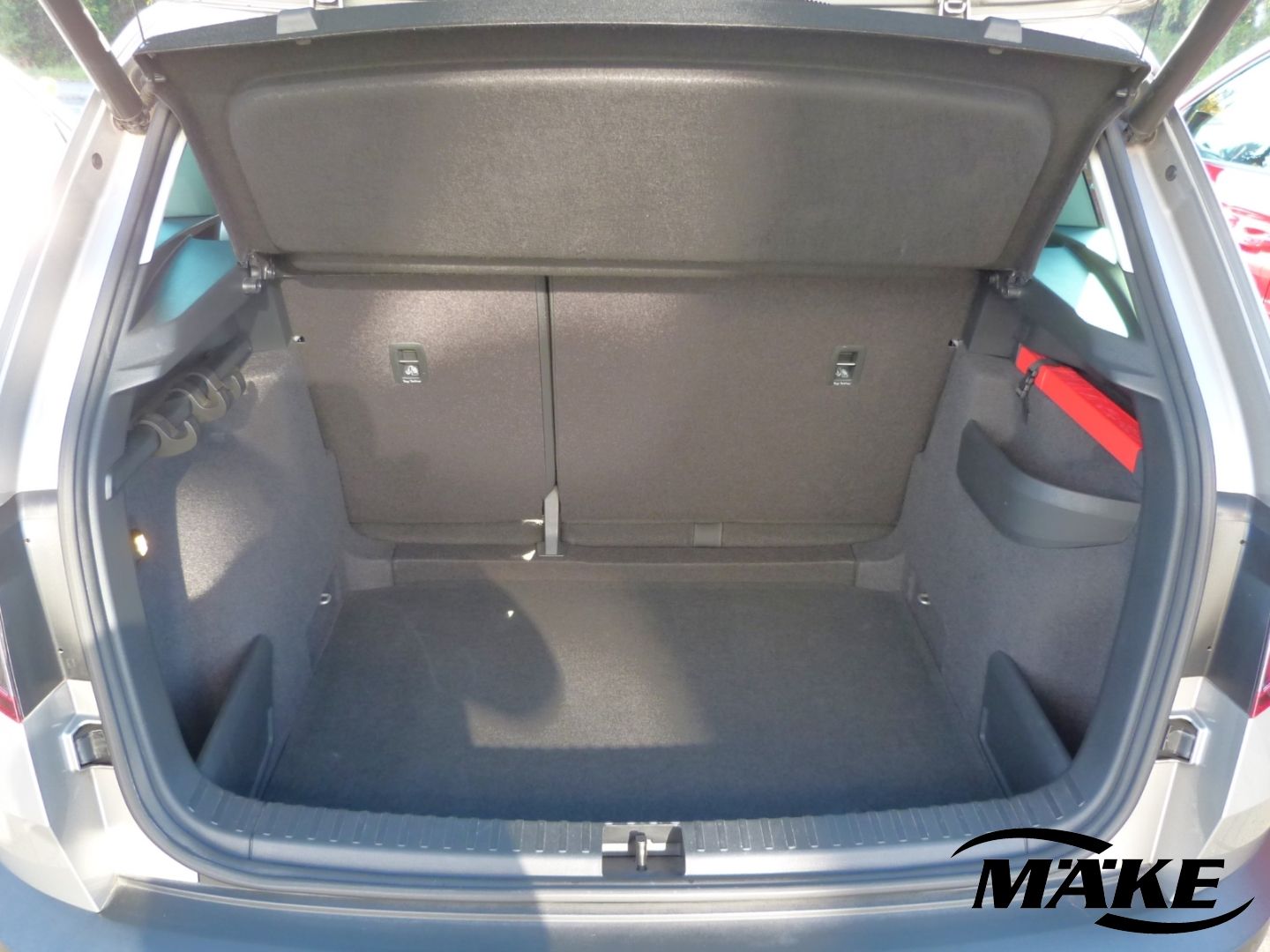 Karoq 1.5 TSI, AHK, LED, Navi, SHZ, El. Heckklap