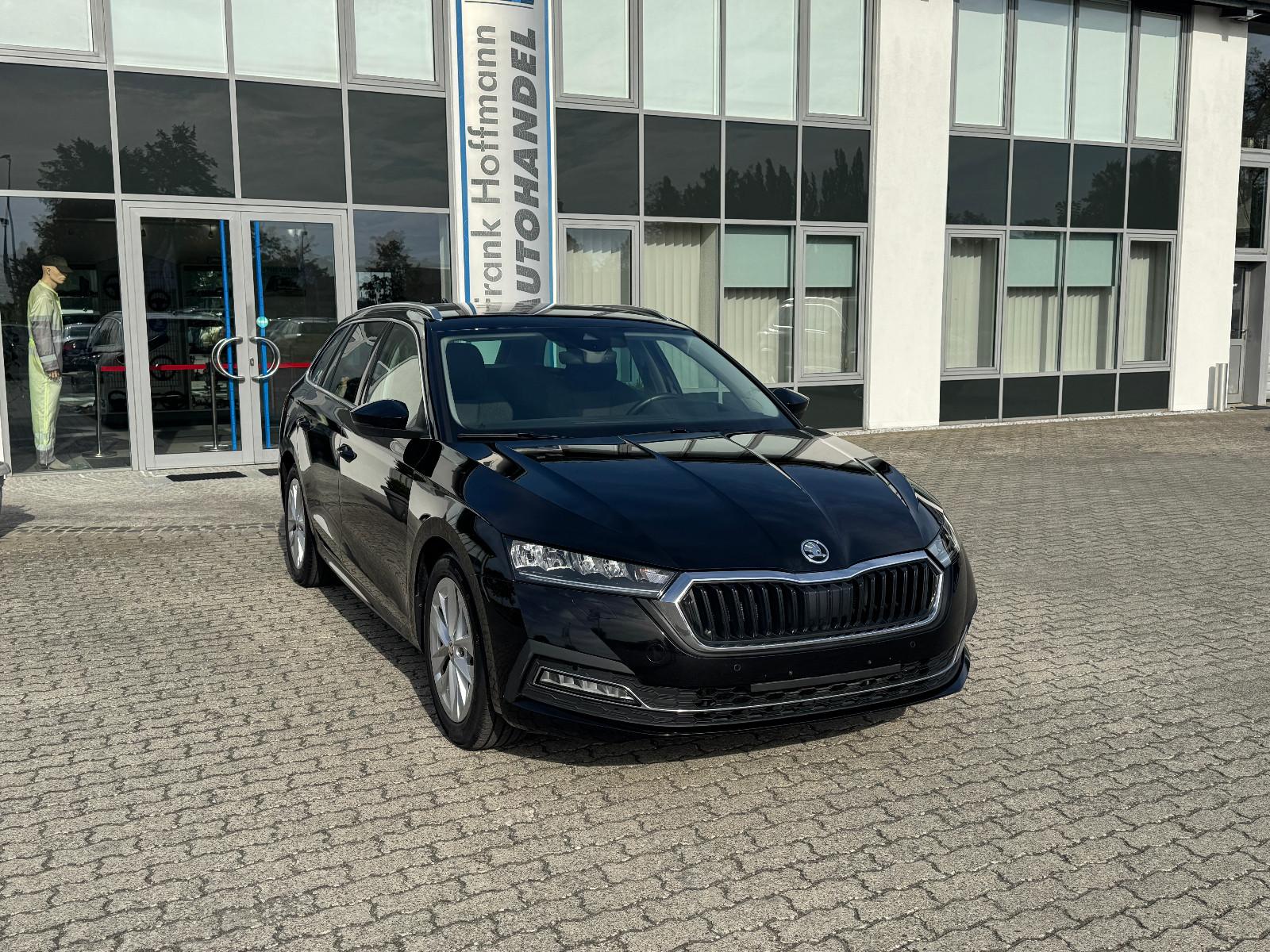 Skoda OCTAVIA COMBI  TDI DSG SELECTION PLUS