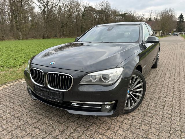 BMW 750i xDrive Facelift Top Ausstattung Automatik