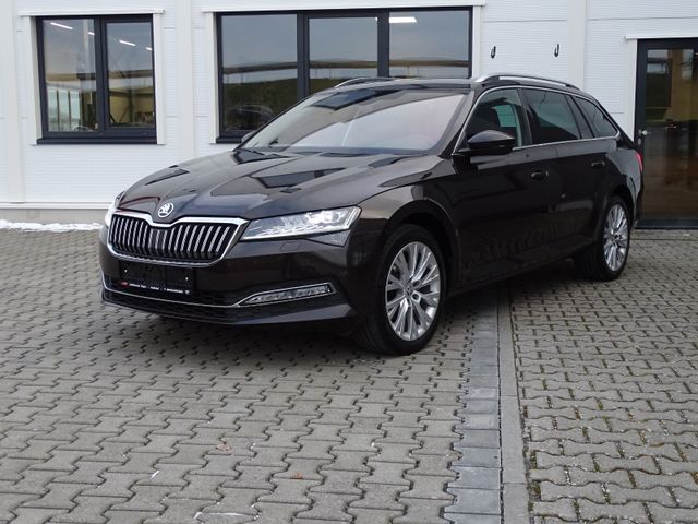 Skoda Superb Combi Premium Edition 4x4 NAVI, GARANTIE