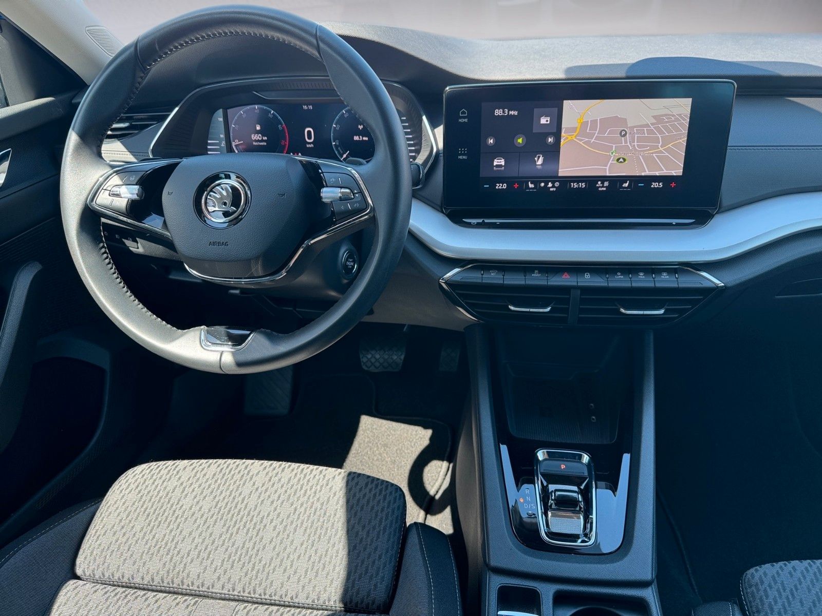 Fahrzeugabbildung SKODA Octavia Combi Ambition 1.0 eTSI