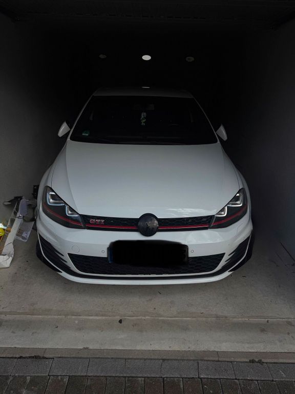 Image of Volkswagen Golf