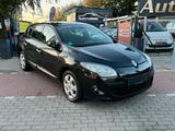 Renault Megane III Lim. 5-trg. Dynamique 1.9dCi*Navi*EU5 - Renault Megane: 1.9