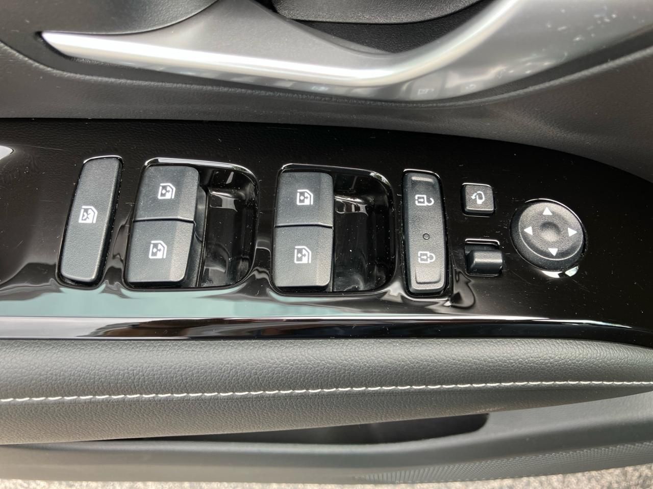 Fahrzeugabbildung Hyundai TUCSON BLACKLINE LED*SHZ*LHZ*NAVI*ZV*KRELL*KEYLE