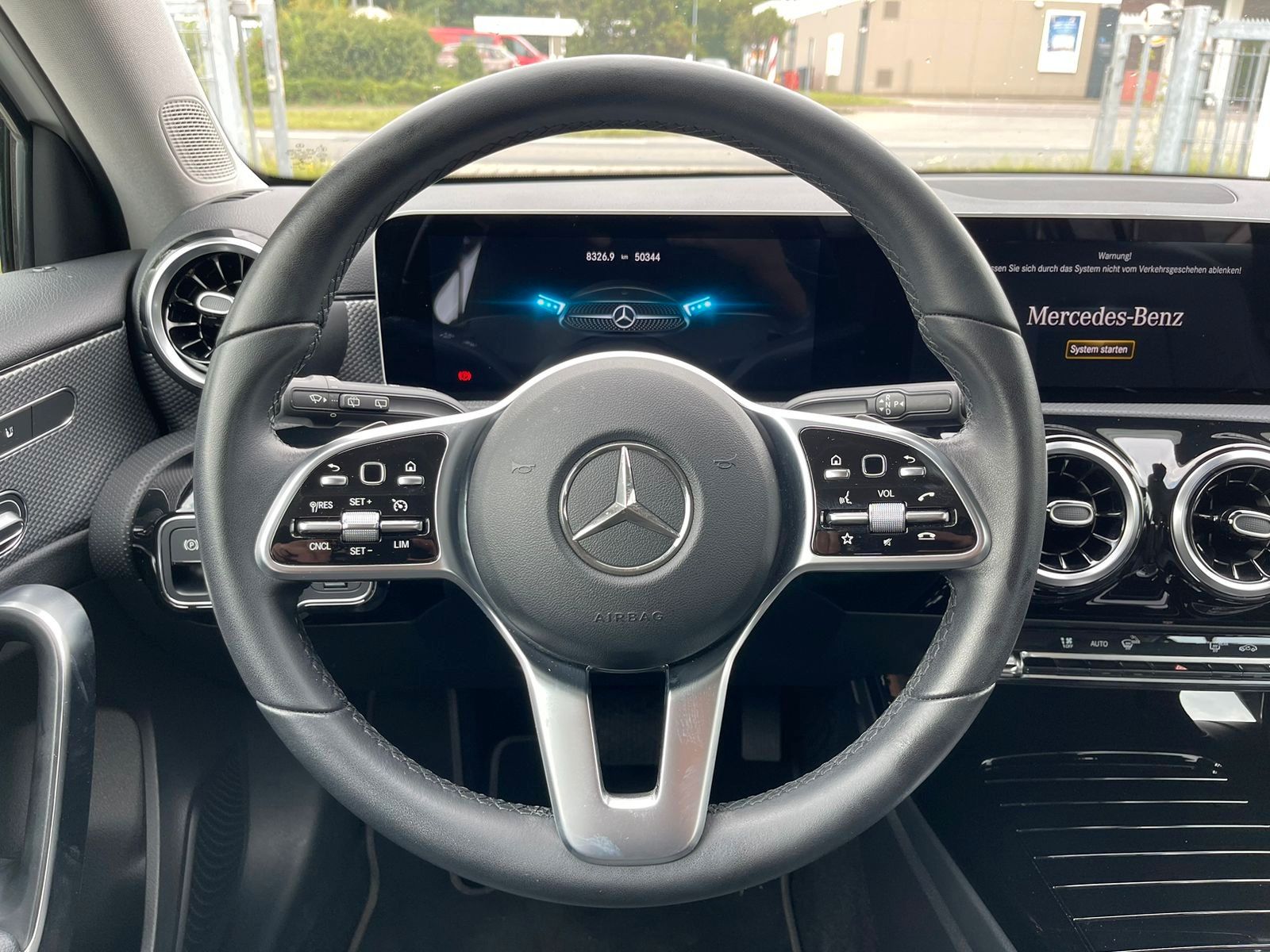 Fahrzeugabbildung Mercedes-Benz A 220d*MBUX*Kamera*LED*Memory*