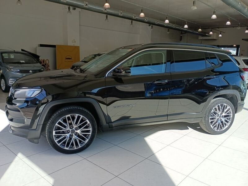 Jeep Compass e-Hybrid 1.5 Turbo MHEV T4 96kW Lim imagem 2