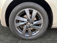 Fahrzeugabbildung Seat Mii 1.0 l CONNECT - Klima*Alu*Sitzh*Navi*PDC