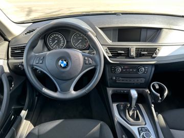 Fahrzeugabbildung BMW X1 18i sDrive X-Line*Kamera*Bi-Xenon*Tempomat*