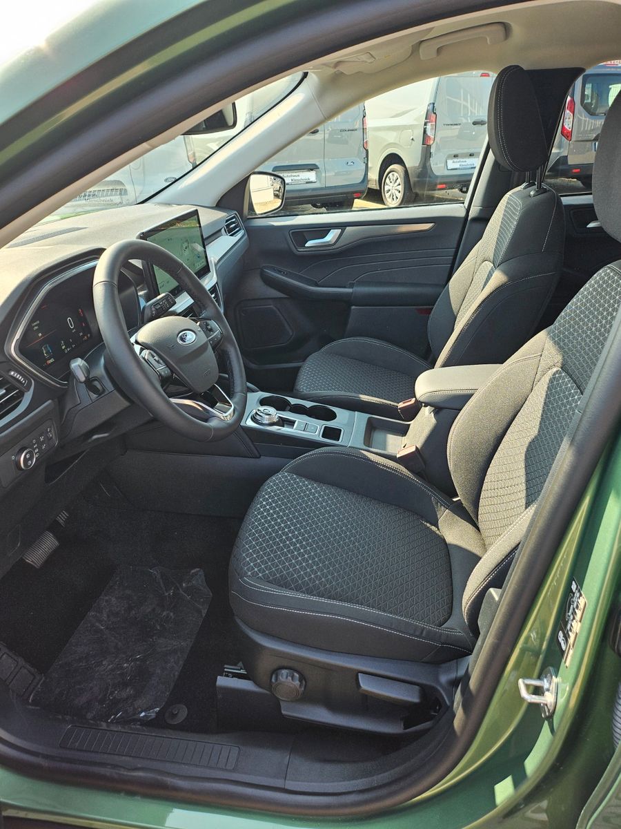 Fahrzeugabbildung Ford Kuga Hybrid Titanium