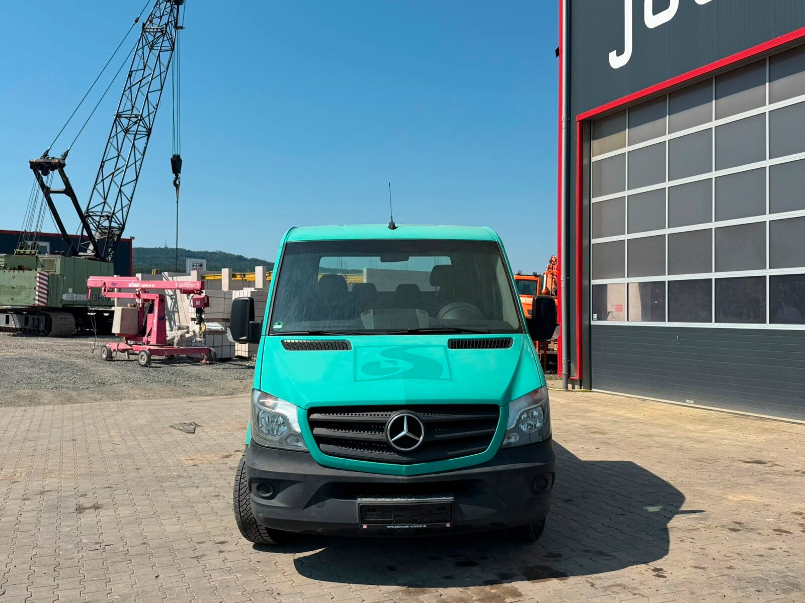 Fahrzeugabbildung Mercedes-Benz Sprinter 316 CDI Pritsche DoKa 6 Sitze