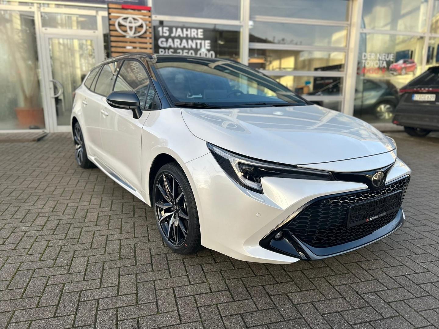 Toyota Corolla 2,0l GR Sport Hybrid TS ACC LED SHZ RFK 