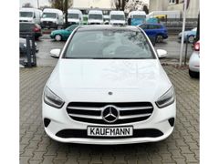 Fahrzeugabbildung B 200 d Style AHK-klappbar El. Panodach Navi Led