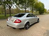Mercedes-Benz Mercedes Benz CLK 320 Avantgarde AMG Paket - Mercedes-Benz CLK 320: AMG