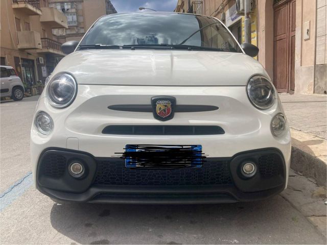 Abarth 595 1.4 Turbo T-Jet 180 CV Competizione