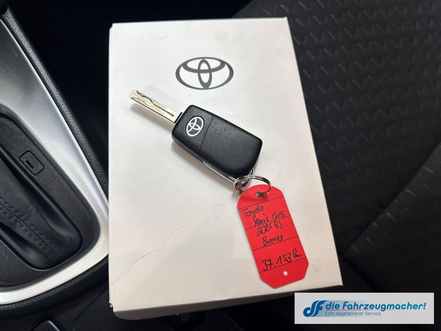 Fahrzeugabbildung Toyota Yaris Cross ACTIVE Hybrid DAB Spurhalteass. Fern