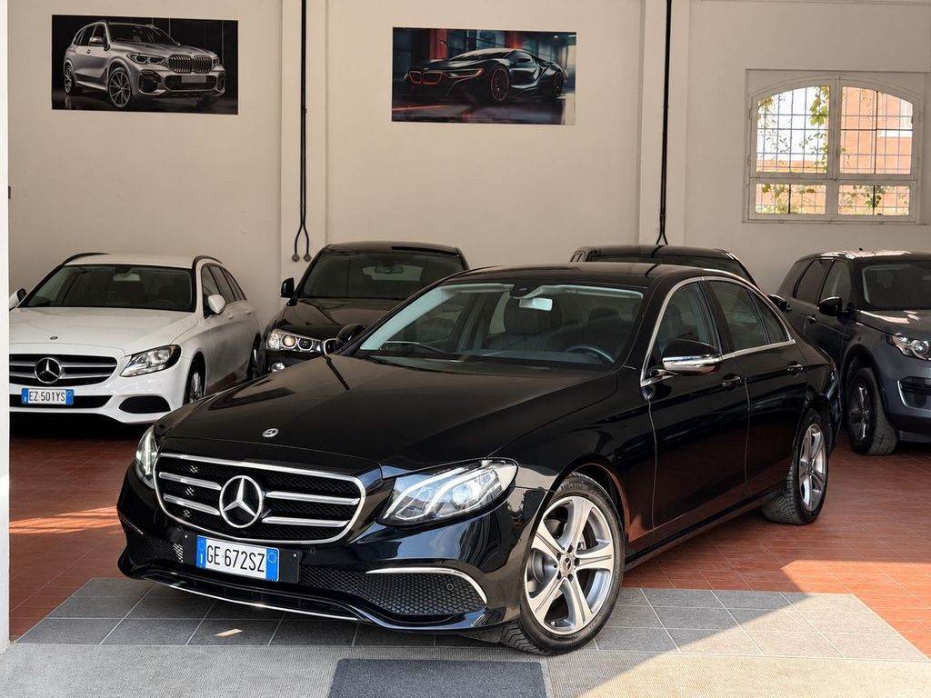 Image of Mercedes-Benz E 200