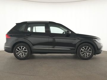 Volkswagen Tiguan - 5