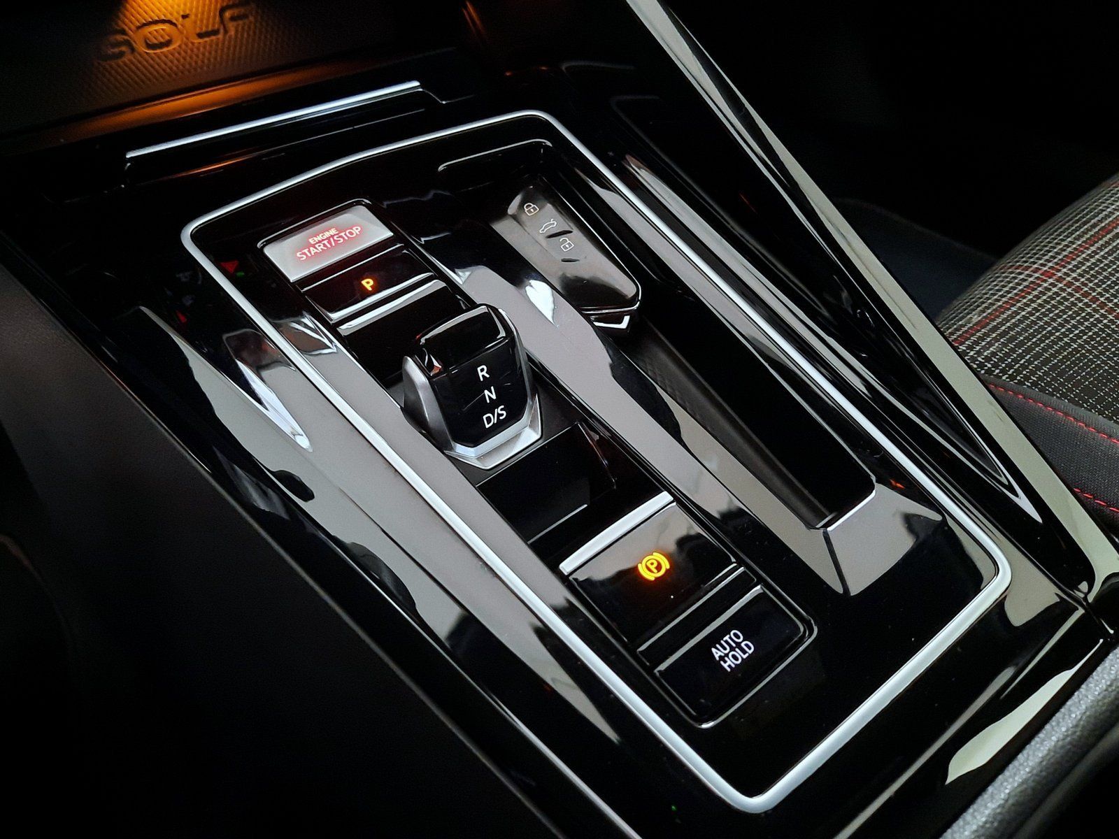 Fahrzeugabbildung Volkswagen Golf GTI Black&Style DSG *Navi*ACC*PDC*LED*Sound
