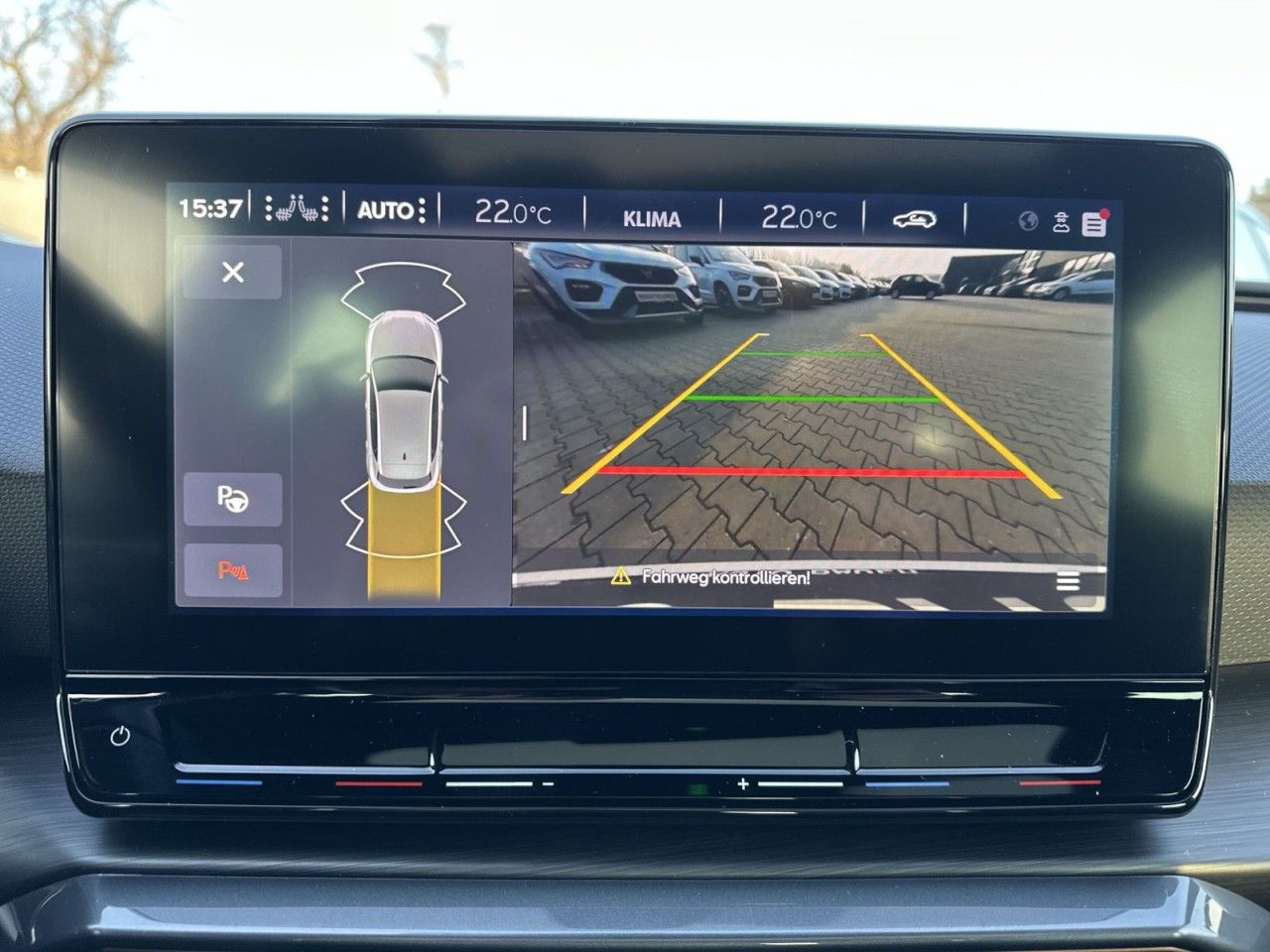 Fahrzeugabbildung CUPRA Leon 1.5 eTSI 150 PS DSG